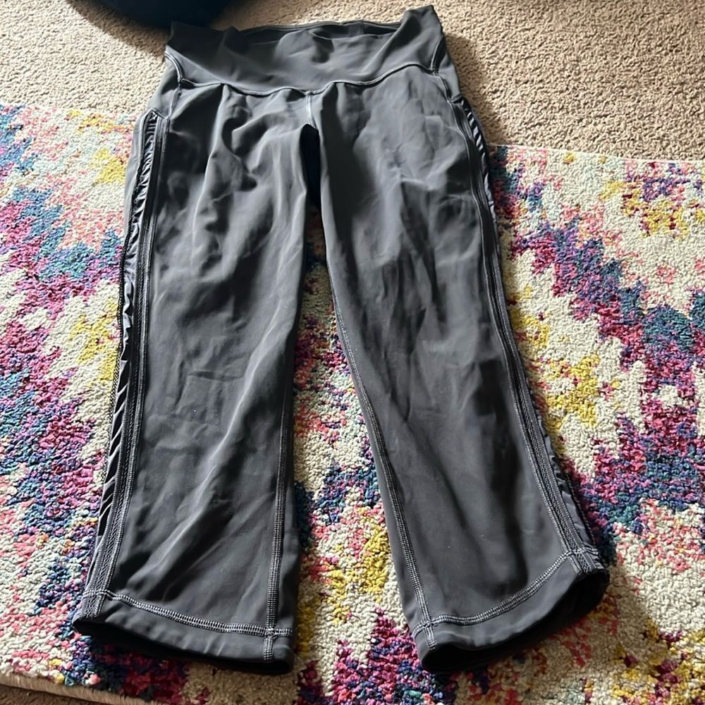 Lululemon leggings cropped 8